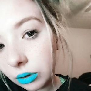 Meet your Posher, Kaytlyn